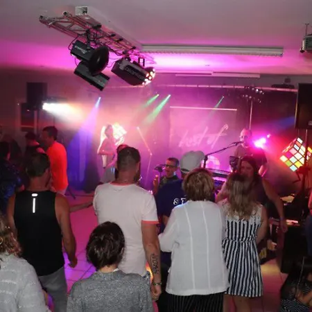 Mobil Avec Terrasse A - Api-1-52-407 Бретиньоль-сюр-Мер